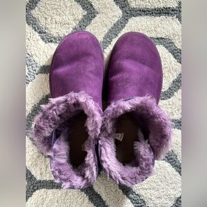 UGG Mini Bailey Button Boots size 9